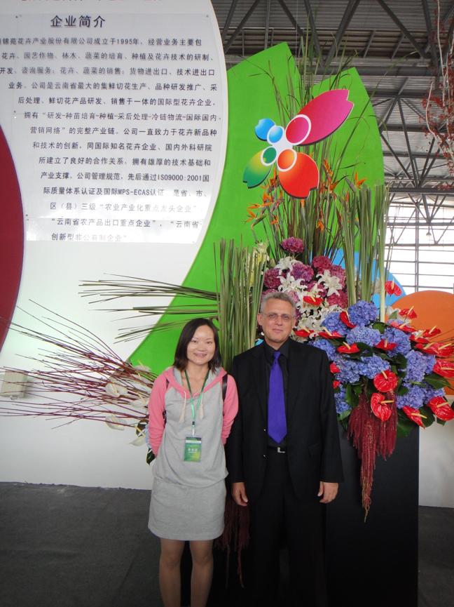 Tom Vail at Kunming Flower Show